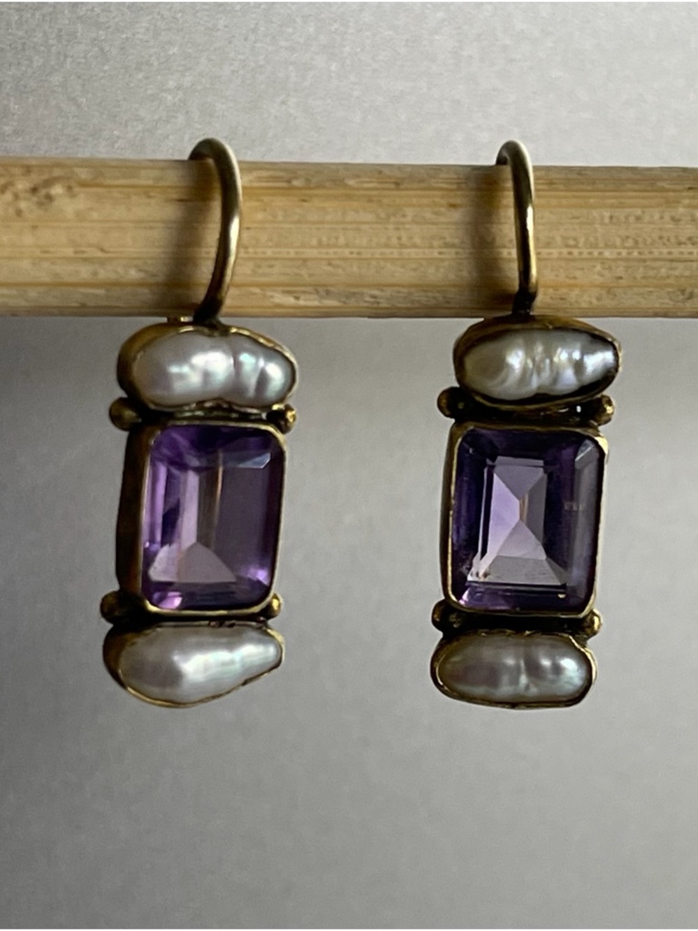 Amethyst and Pearl earrings.